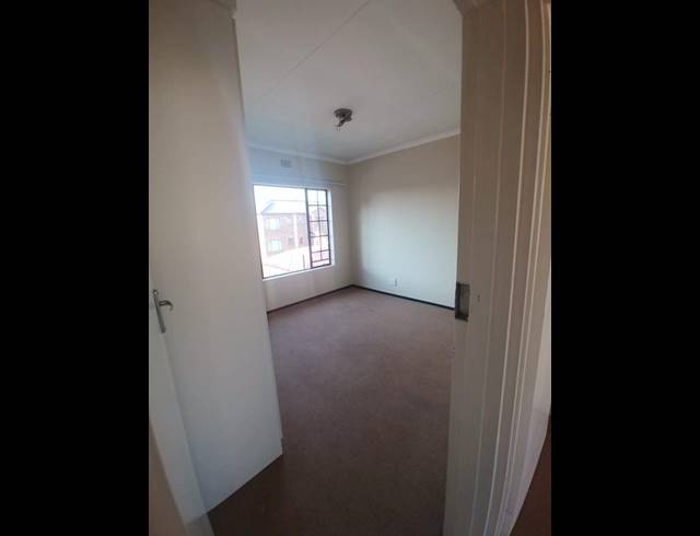 2 BEDROOM PROPERTY TO RENT IN SONNEVELD